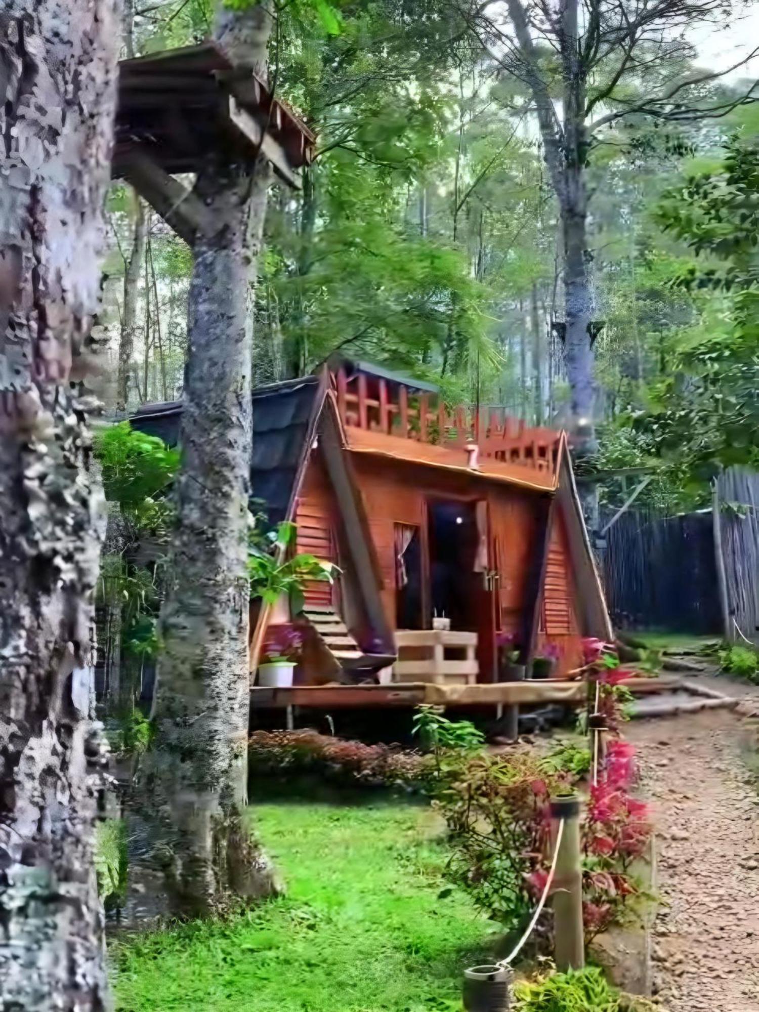 Penginapan Nuansa Riung Gunung Hotell Pangalengan Exteriör bild